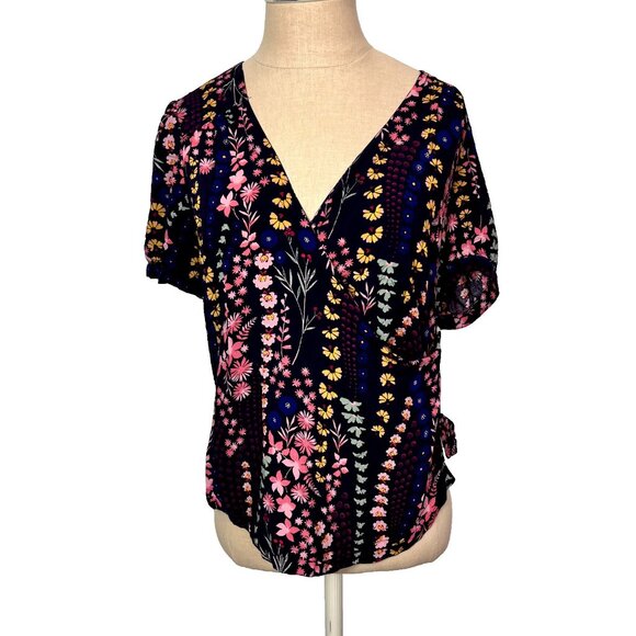 Anthropologie Meadow Rue Blouse Top 6 Eldoret Navy Pink Floral Wrap Short Sleeve - Picture 1 of 12